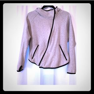 Onzie Cropped Hoodie